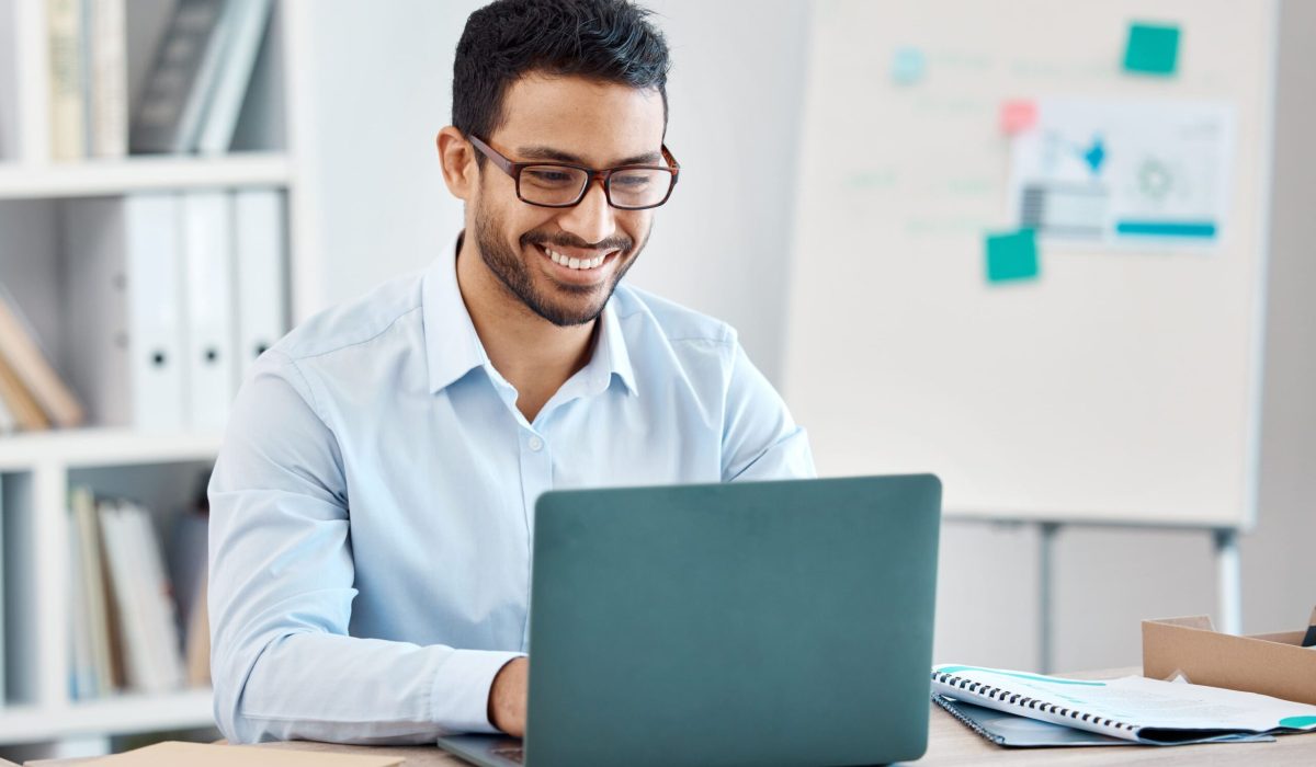 business-man-typing-laptop
